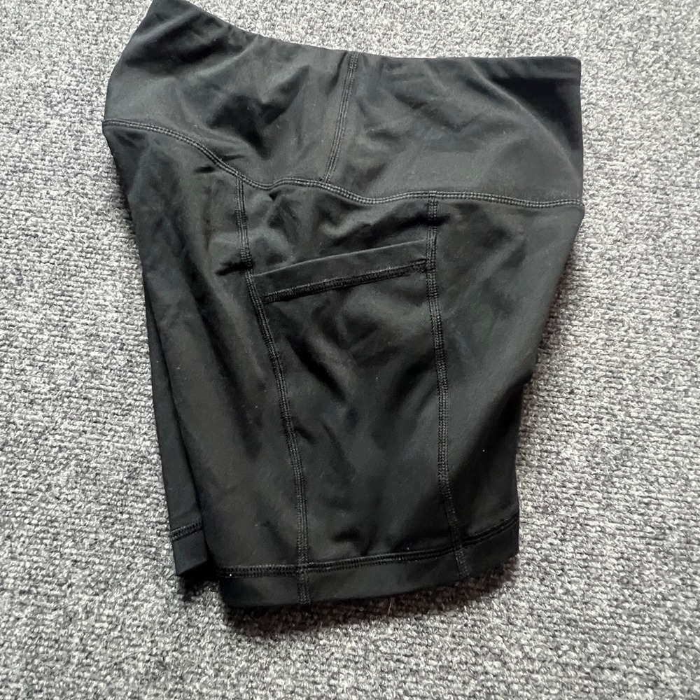 Yogalicious Lux Black High Waisted Biker Shorts with Side Pockets Size Small - Picture 6 of 8